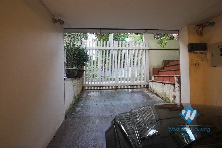 Nice house for rent Vuon Dao area, Tay Ho district, Hanoi